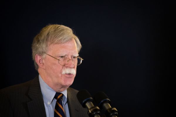 "היינו בהלם": ממשל ארה"ב מגבש תכנית תקיפה באיראן