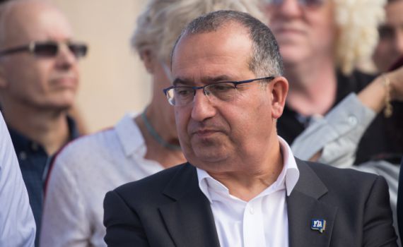 פרשן גל"צ זומן לבירור אחרי שהיה בקמפיין של מירי רגב