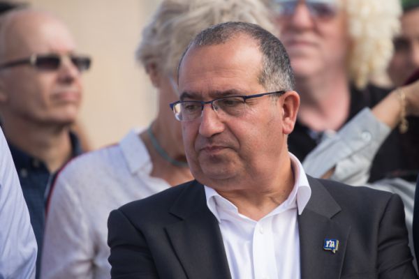 פרשן גל"צ זומן לבירור אחרי שהיה בקמפיין של מירי רגב