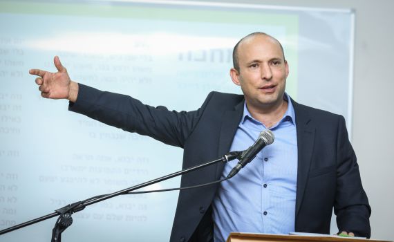 נאום גנץ: הפאניקה בליכוד- הסכנה הגדולה היא לבנט