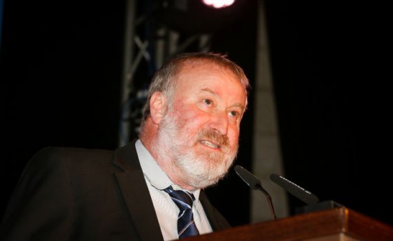 פרקליטי נתניהו מנסים לשכנע את מנדלבליט