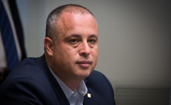 רפואה שלמה: ח"כ חיליק בר פונה לבית החולים