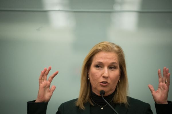 לבני: "הסמוטריצים פועלים בשקט לסיפוח"