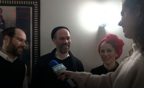 צפו: משפחת רזאל מגיבים להשוואה למשפחת בנאי