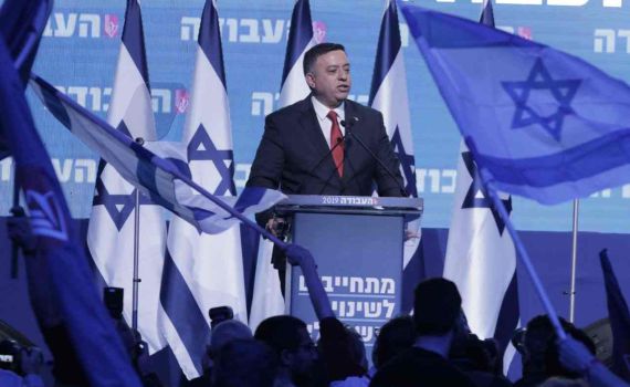 גבאי מודה: "מודע למצבה הקשה של המפלגה"