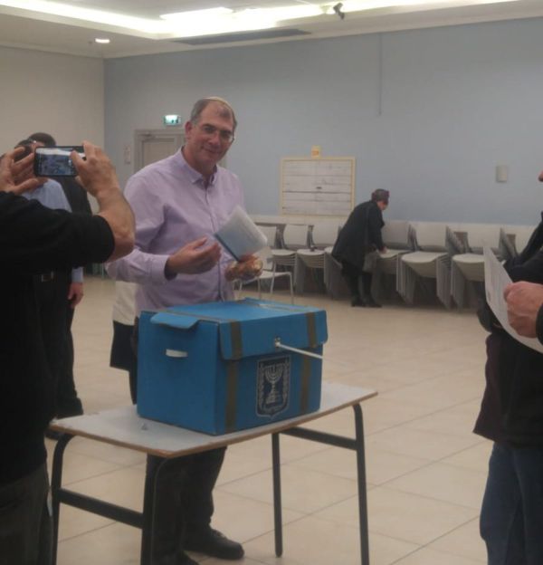 כך יושג הרוב הדרוש לשינוי השיטה בבית היהודי