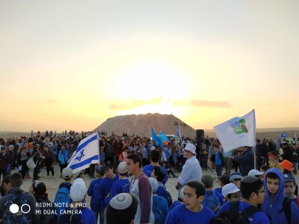 נטיעות ביער חירן: בני עקיבא מפריחים את הנגב