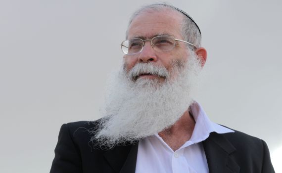 אחרי 30 שנה, הרב לבנון פרש מרבנות אלון מורה