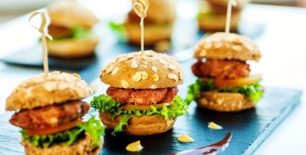 טעים להכיר: מתכונים להמבורגר ללא בשר