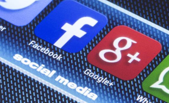 "גורמים בגוגל ופייסבוק מתריעים מהתערבות זרה"