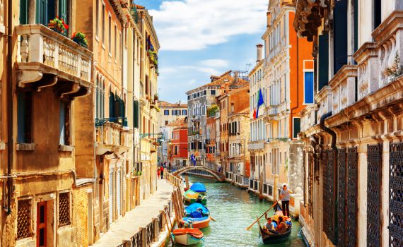 טסים לונציה? תתכוננו לשלם דמי כניסה לעיר