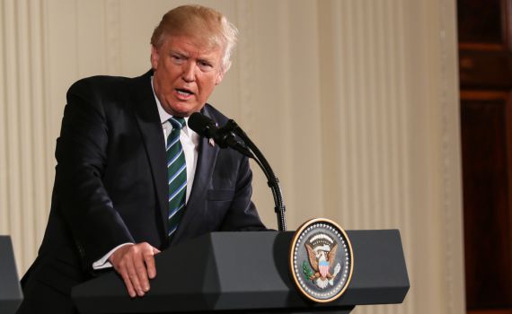 סקר בארה"ב: כמה תומכים בהקמת חומה בגבול?