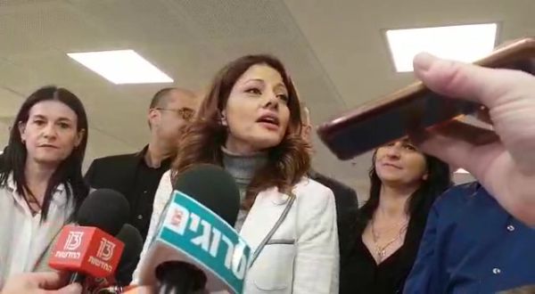 אורלי לוי מאשימה: "יאיר לפיד הונה אותי"
