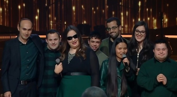 הצביעו: איזה ביצוע של להקת שלוה הכי אהבתם?