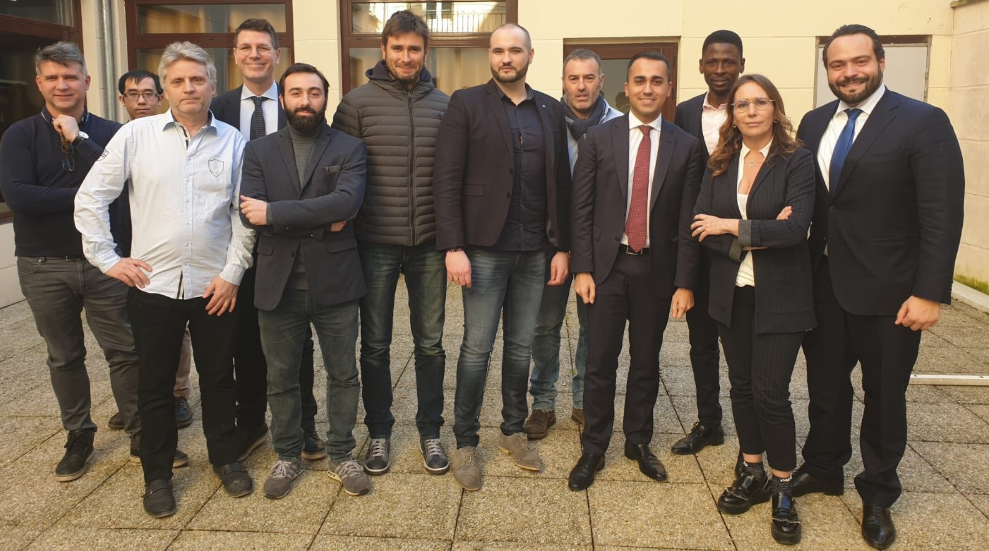 משבר באירופה: צרפת סגרה את שגרירותה באיטליה