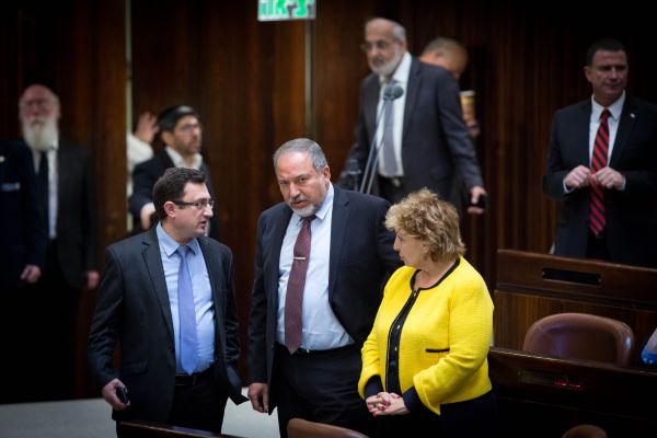 הח"כ מישראל ביתנו פורש מהפוליטיקה