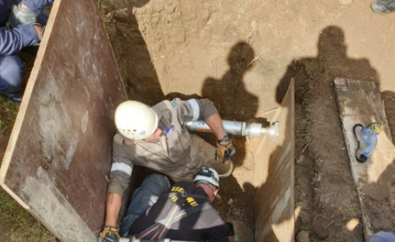 נס בדרום אפריקה: תינוקת נלכדה בבור- וחולצה בשלום