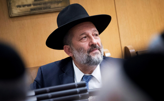 שרון גל: "כמה אגואיסט יכול להיות אריה דרעי?"