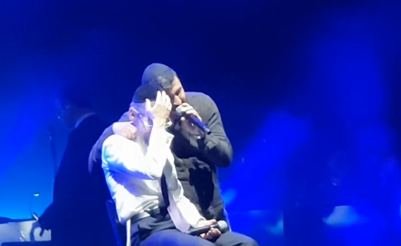 צפו: כשריבו הגיע להפתיע את אברהם פריד על הבמה