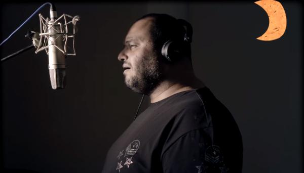 "קו העוני": היוצר שי צברי בסינגל חדש ומרגש