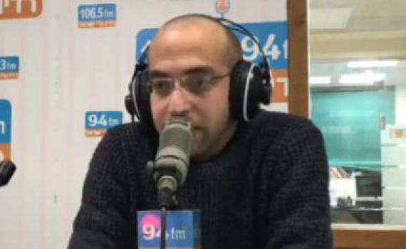 שדר גלי ישראל מאיים על סמוטריץ' בשידור חי