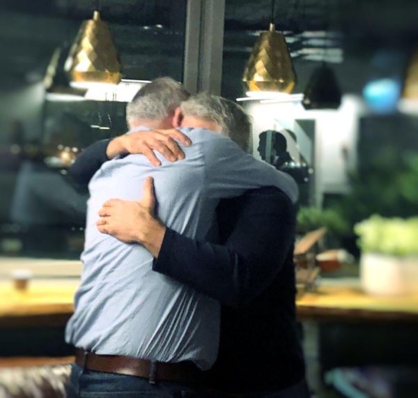 שם המפלגה של לפיד וגנץ "כחול לבן"