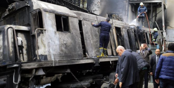 קשה לצפייה: תיעוד מאסון תאונת הרכבת בקהיר