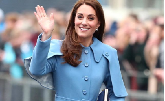 העתיקה? קייט מידלטון עושה מלניה טראמפ