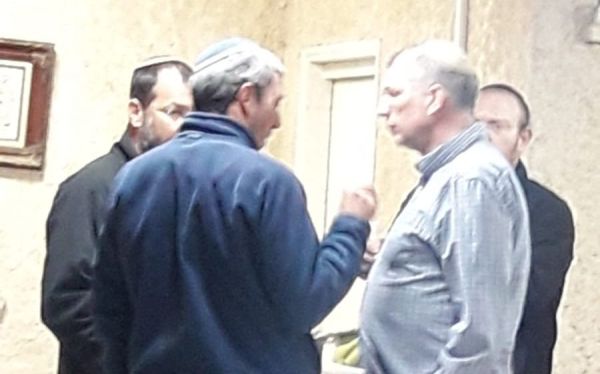 מאמצים אחרונים לפשרה בין סמוטריץ' והרב פרץ