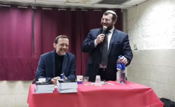 צפו: כשעמיחי אליהו עקץ את משה פייגלין