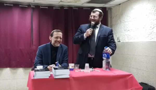 צפו: כשעמיחי אליהו עקץ את משה פייגלין