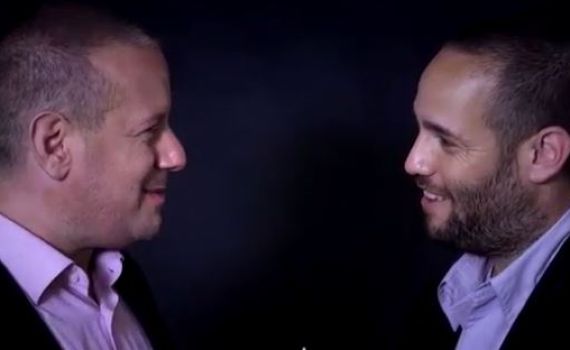 צפו: זמרי נכנס במוסי רז בשידור "האמא של הצבוע"