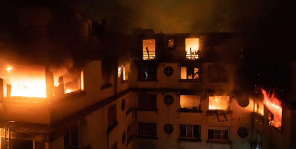 שריפה בפריז: 10 הרוגים בעקבות חשש להצתה