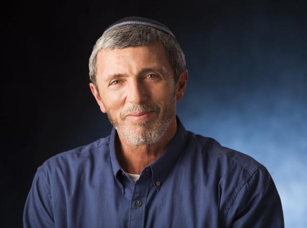 גורל הציונות הדתית והימין על כתפיו של הרב רפי פרץ