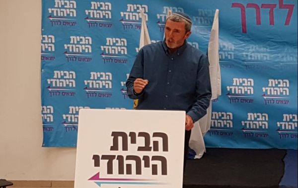 ממשיך ללחוץ: נתניהו התקשר לרב פרץ וסמוטריץ'