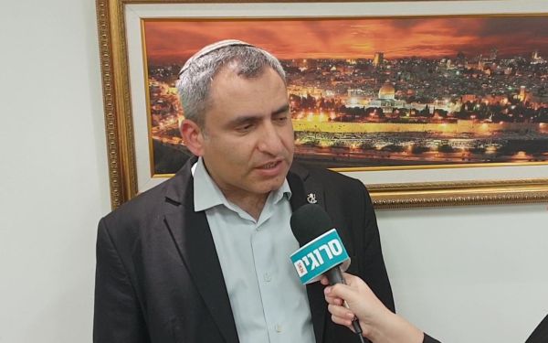 אלקין: "נעלמו עקבותיהם של כחול לבן"