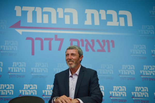 סקר: הבית היהודי עובר; גנץ צונח; עוצמה- 3 מנדטים