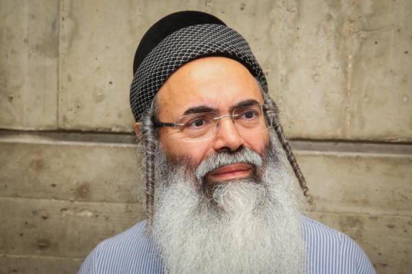 השיר של הרב אמנון יצחק על ראש העיר הפרובוקטיבי