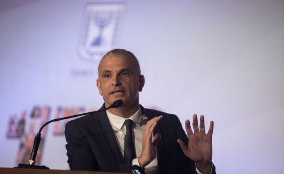 כחלון: מחר אמסור הצהרה "שתשנה את כללי המשחק"