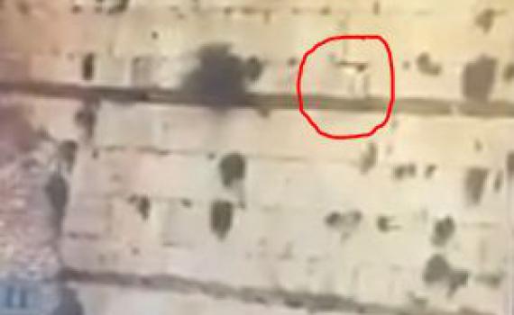 חצי שנה אחרי: מה גרם לנפילת האבן מהכותל. צפו