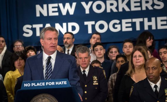 ראש עיריית ניו יורק: "אין מקום לשנאה ואנטישמיות"