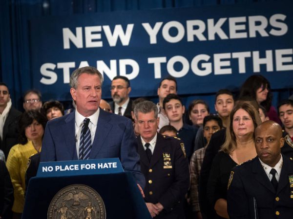 ראש עיריית ניו יורק: "אין מקום לשנאה ואנטישמיות"