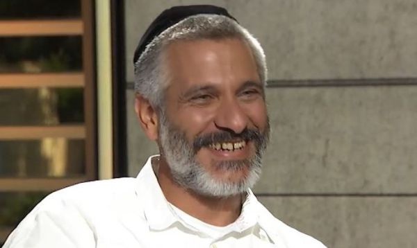 ענק: כך יראה החיקוי של אביתר בנאי ב"ארץ נהדרת"