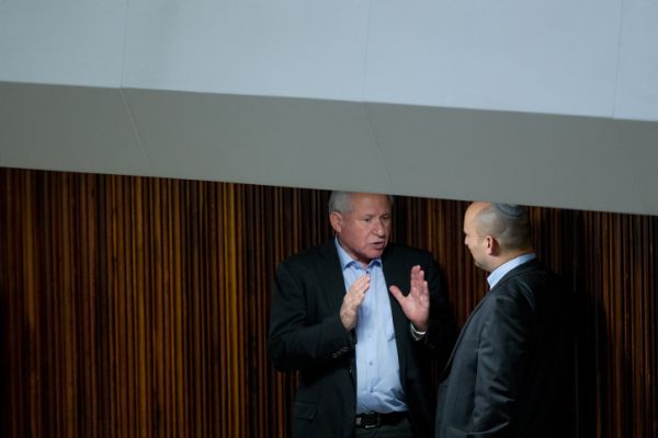 חברי הקבינט מברכים: "יש מחיר למימון מחבלים"