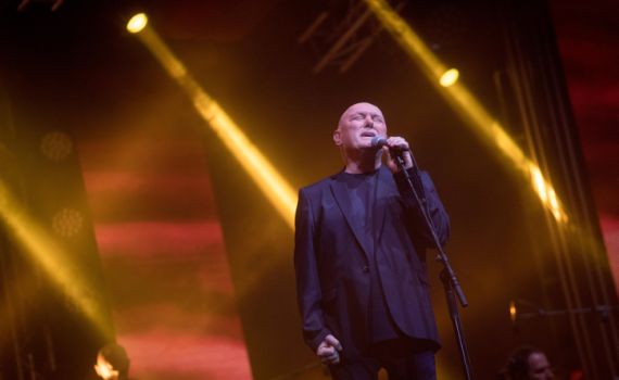 מרגש: שלומי שבת בביצוע לשיר שכתבה אורי אנסבכר