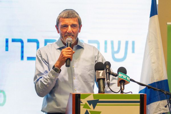 הרב רפי פרץ: "גנץ ידידי, הייתי שם, ביתי נהרס"