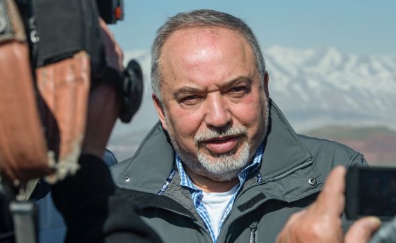 סקר לפני האיחוד: גוש הימין עומד על 59 מנדטים בלבד