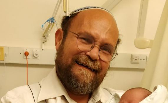 צבועים נמאסתם: מחללי שבת כן, וכהניסטים לא?!