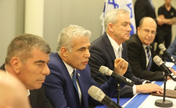 כחול לבן: "יש לתת חסינות לגנור שיספר את שידוע לו"