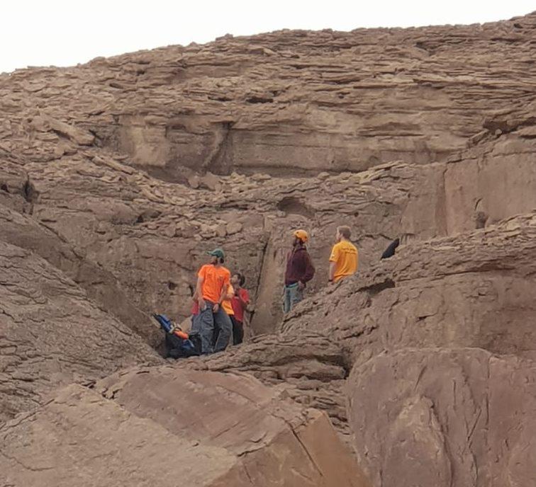 צפו: חילוץ תלמיד שנפגע קשה מנפילה ממצוק